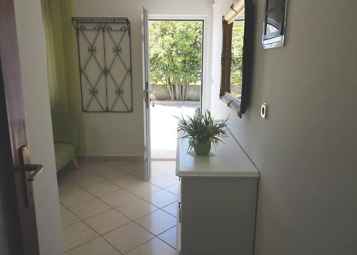 Mirjana Apartment Pula